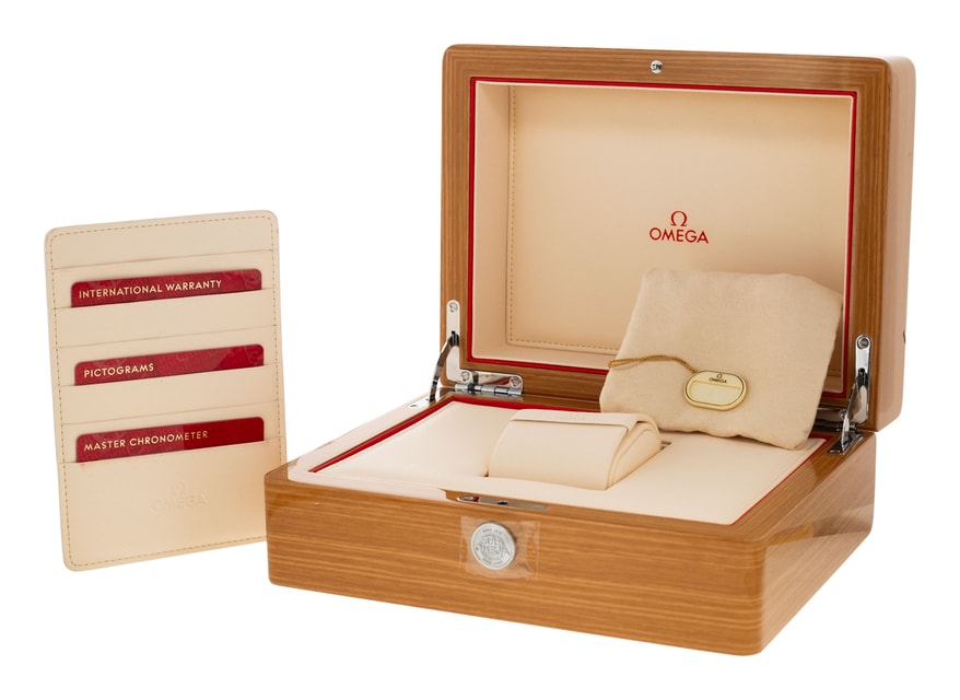 Omega Aqua Terra 150m Gents 220.12.41.21.03.002 Image 5